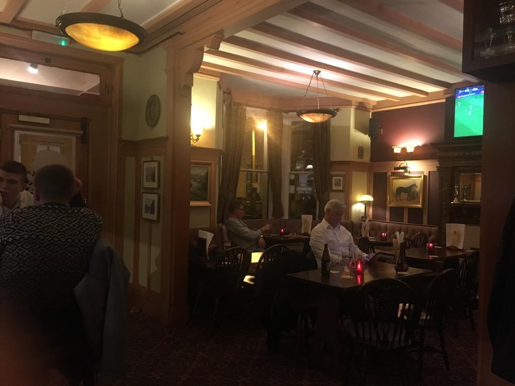 Dukes Head Inn Ричмънд Екстериор снимка